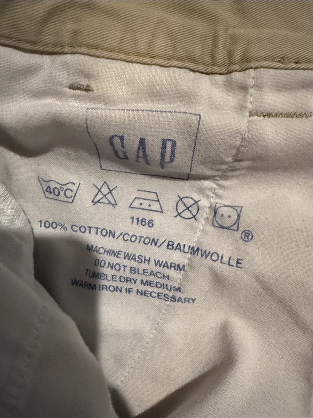 Classic Women's Light Khaki Bermuda Shorts - Picture 5 of 5